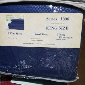 4 piece sheet set. King size